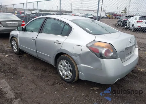 2010 Nissan Altima 2.5 S z USA, uszkodzony, nr VIN 1N4AL2AP4AC152422